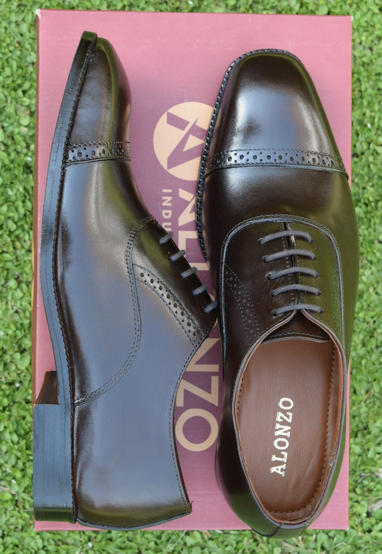 Robert Handmade Leather Brogue Shoes - SeeandWear