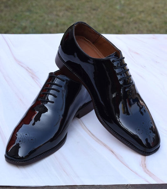 Robert Patent Leather Shoes - SeeandWear