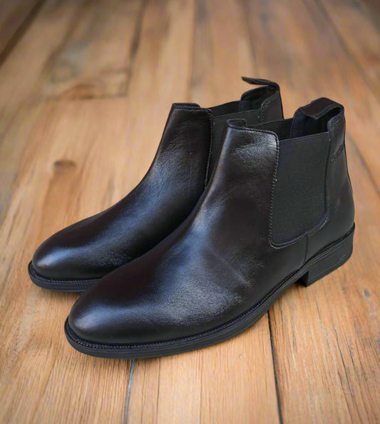 SeeandWear Leather Chelsea Boots