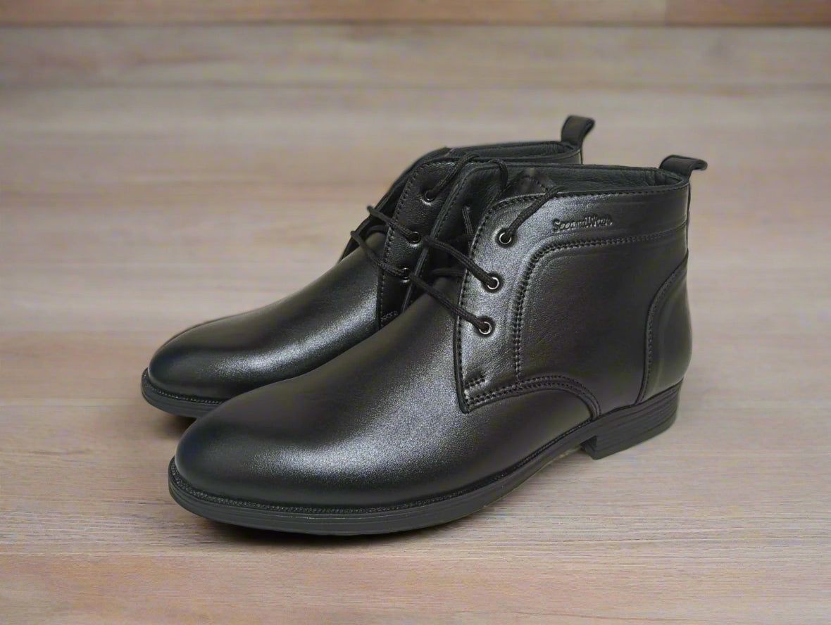 Adam Chukka Boot