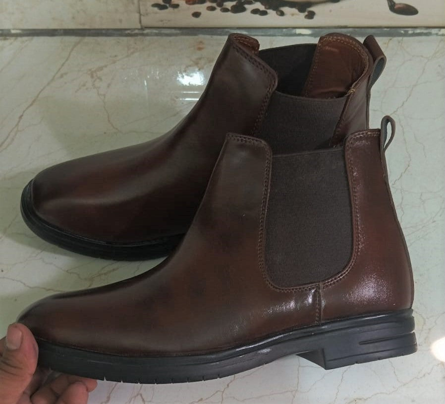Brown Leather Chelsea Boots - Defective