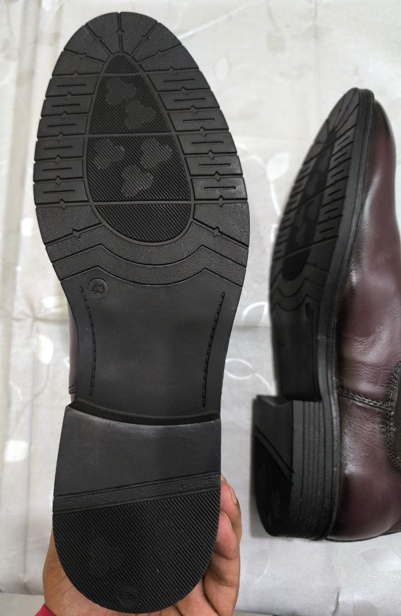 Brown Leather Chelsea Boots - Defective