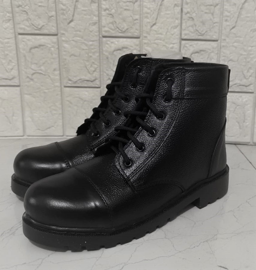 Leather Boots for Men - Defective
