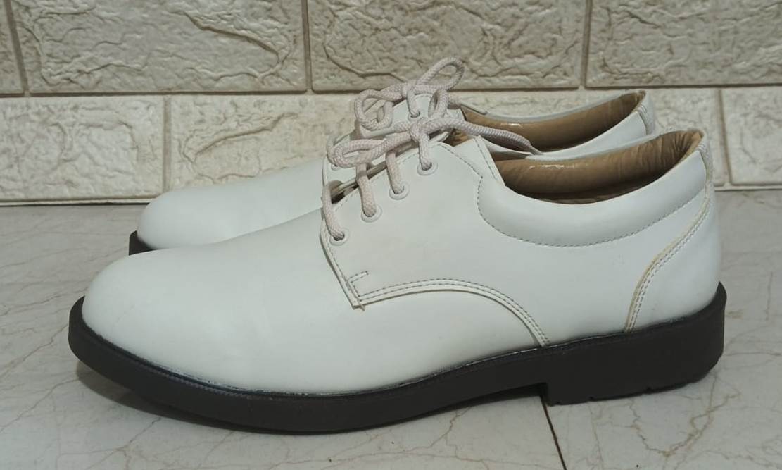 Nave Uniform White Shoes - SeeandWear